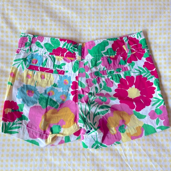 Lilly Pulitzer Multicolor Flower shorts - Picture 2 of 3